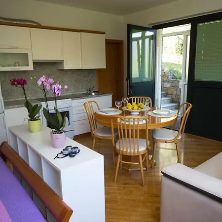 Koper Apartment Копер