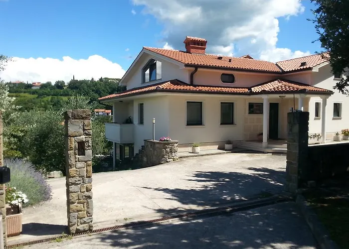 Koper Apartment Apartamento *