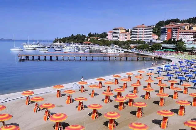 Koper Apartment Apartamento *