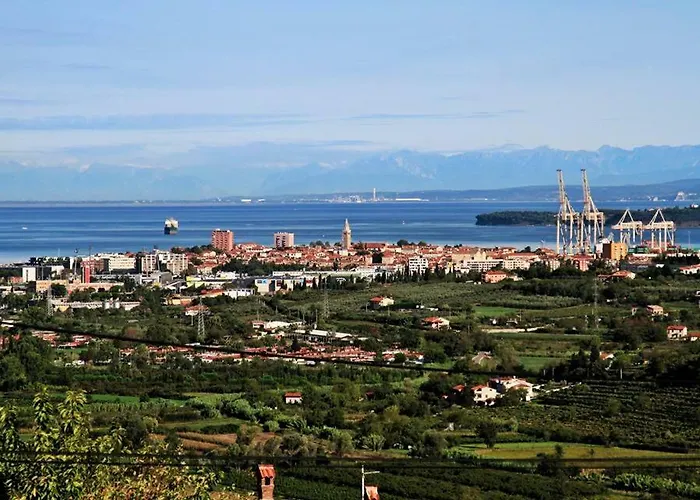 Koper Apartment דירה